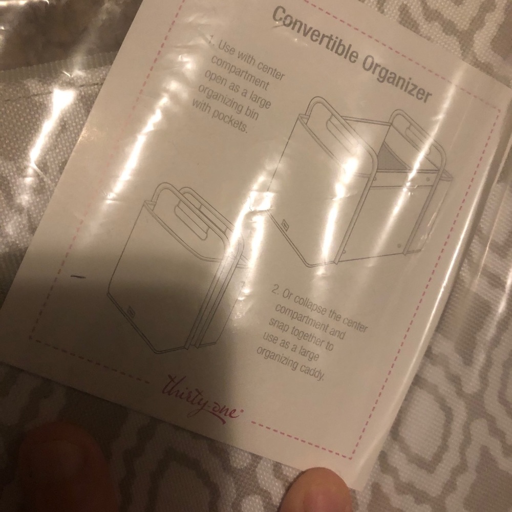 Thirty one taupe convertible organizer